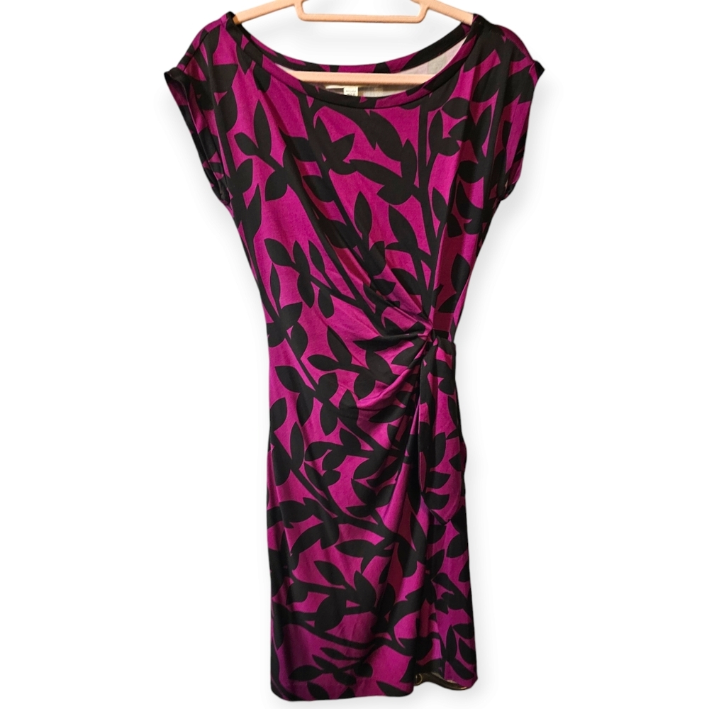 Diane Von Furstenberg 100%Silk Cap Sleeve Dress